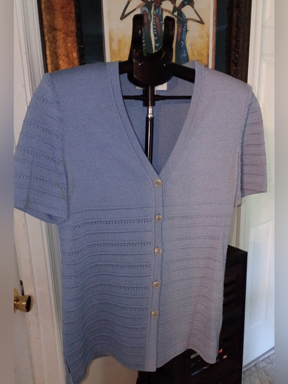 St. John Light Blue V-Neck Short Sleeve Button Front Cardigan